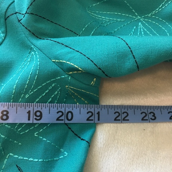 Requirements Embroidered Green Blazer with Textured Fabric and Notched Lapels - Picture 9 of 10